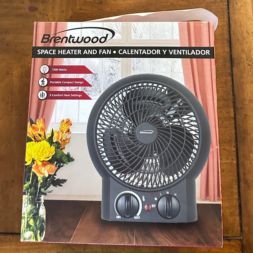 Brentwood Space Heater and Fan! Never Opened.